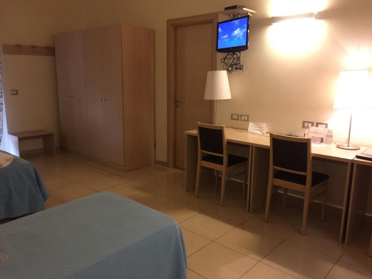 Hotel Residence Empedocle 墨西拿 外观 照片